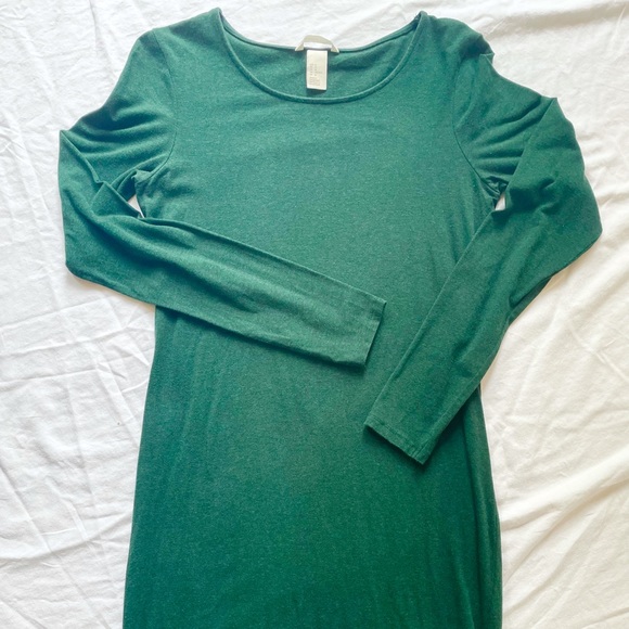 Dark Green Long Sleeve Stretchy Dress - Picture 1 of 2